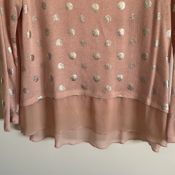 Pink polka dot sweater top. - Picture 2 of 3